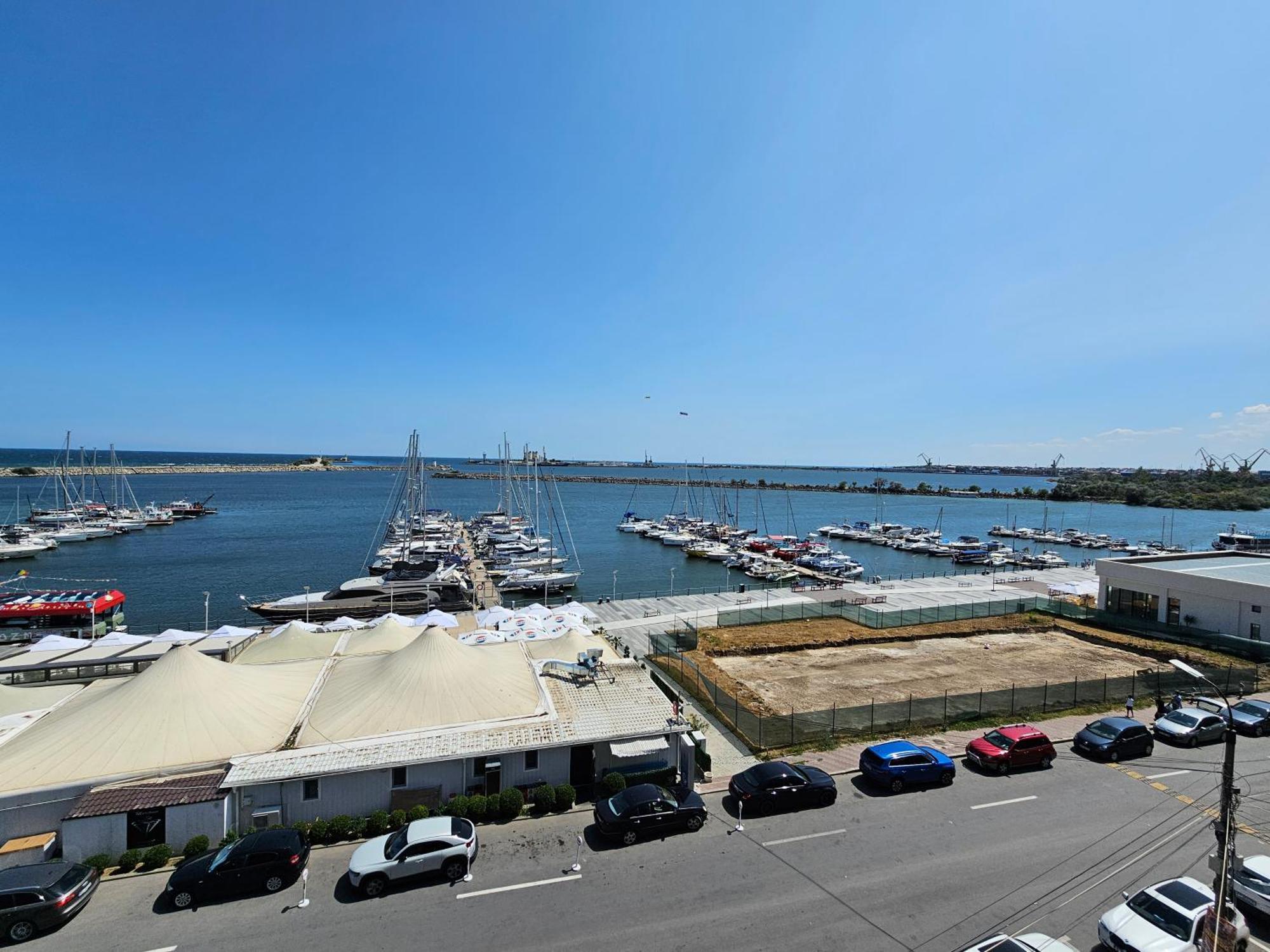 Blue Marina Sea View Διαμέρισμα Μανγκάλια Εξωτερικό φωτογραφία