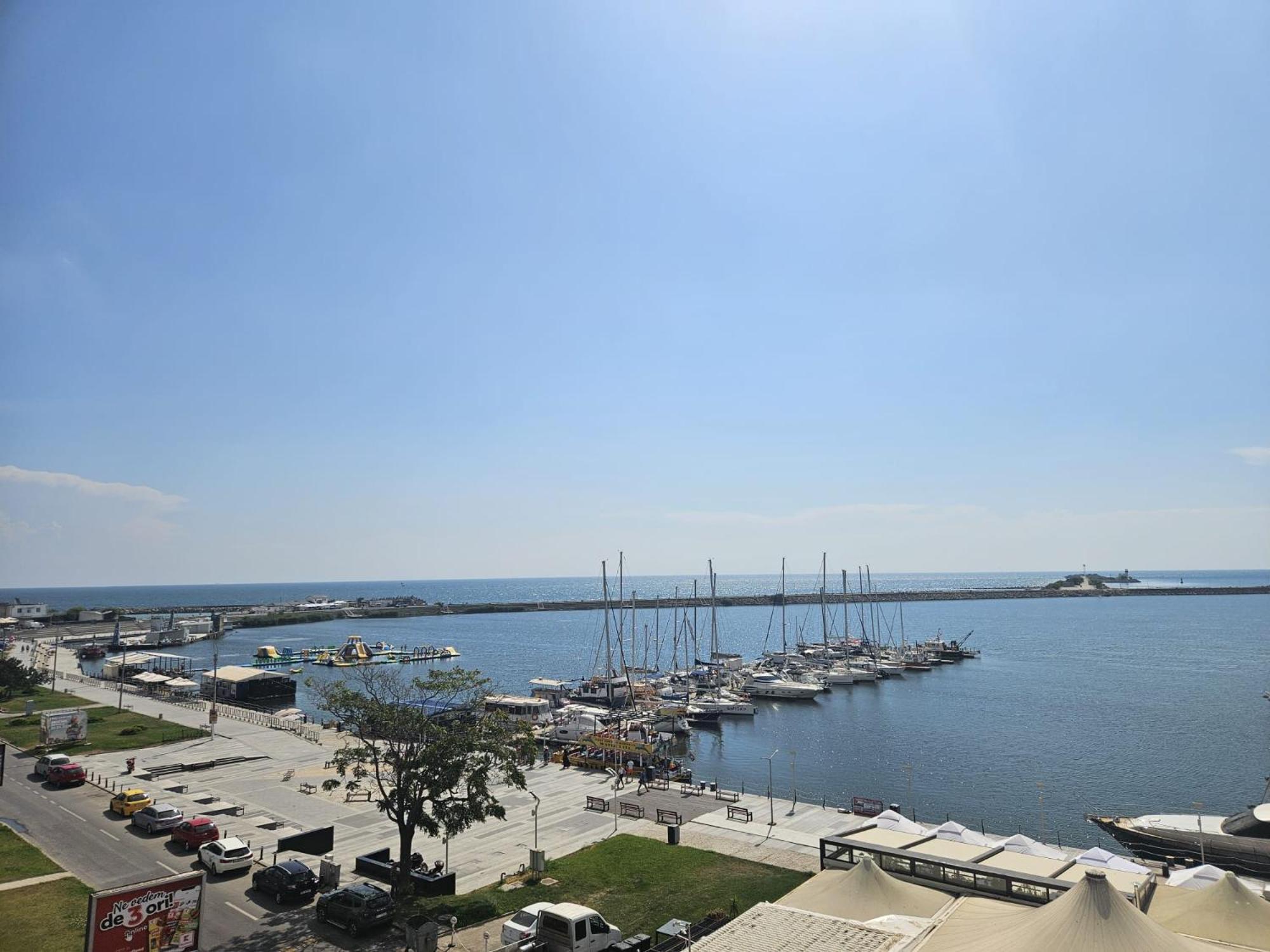 Blue Marina Sea View Διαμέρισμα Μανγκάλια Εξωτερικό φωτογραφία